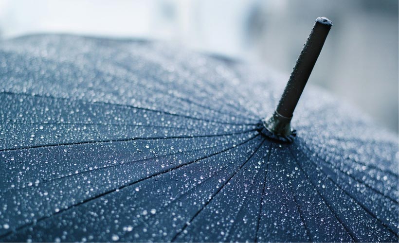 meteo-roma-previsioni-del-tempo-martedi-11-novembre-2014-pioggia-ombrello-maltempo-